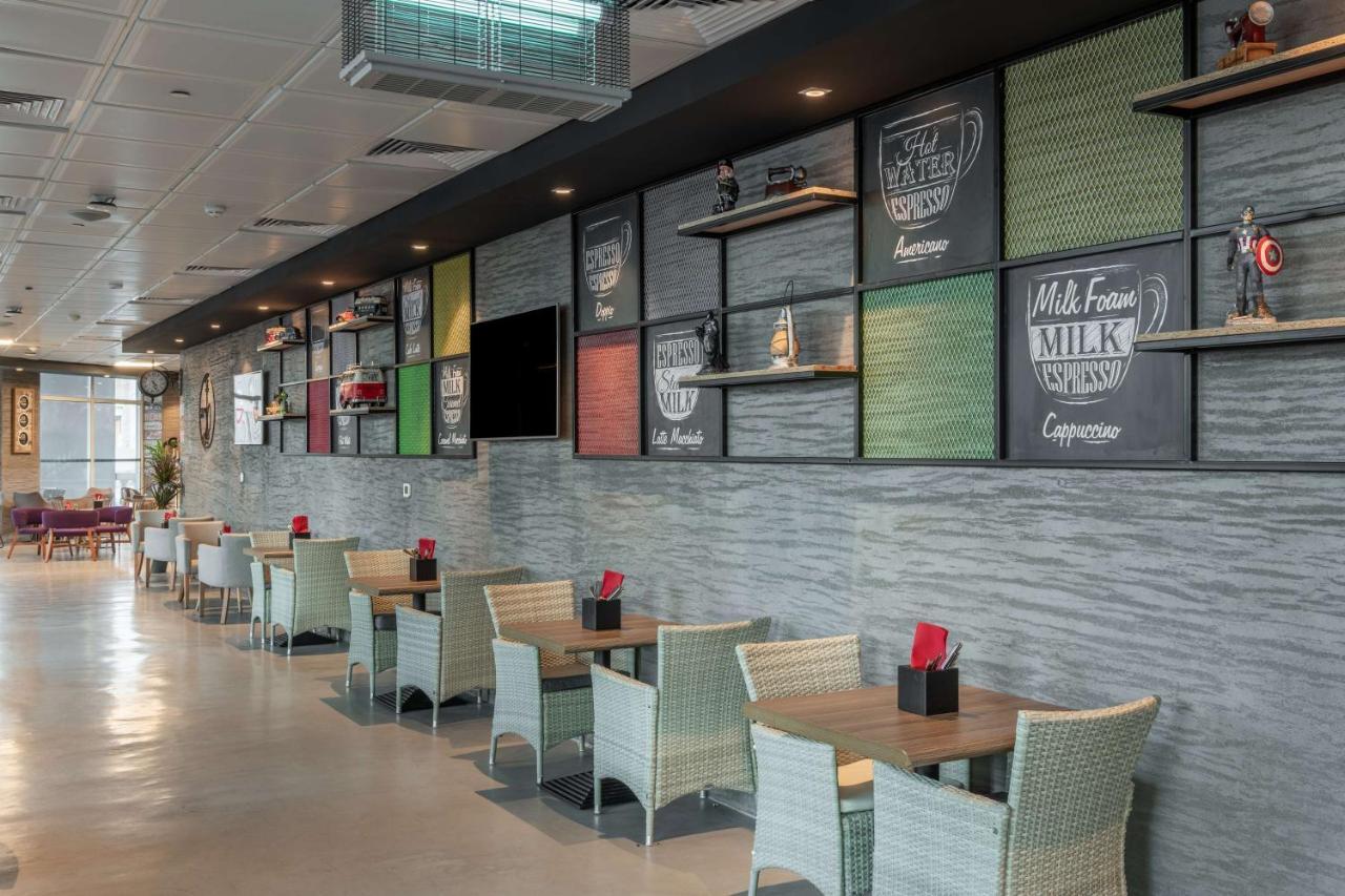 Park Inn By Radisson Jubail Industrial City エクステリア 写真